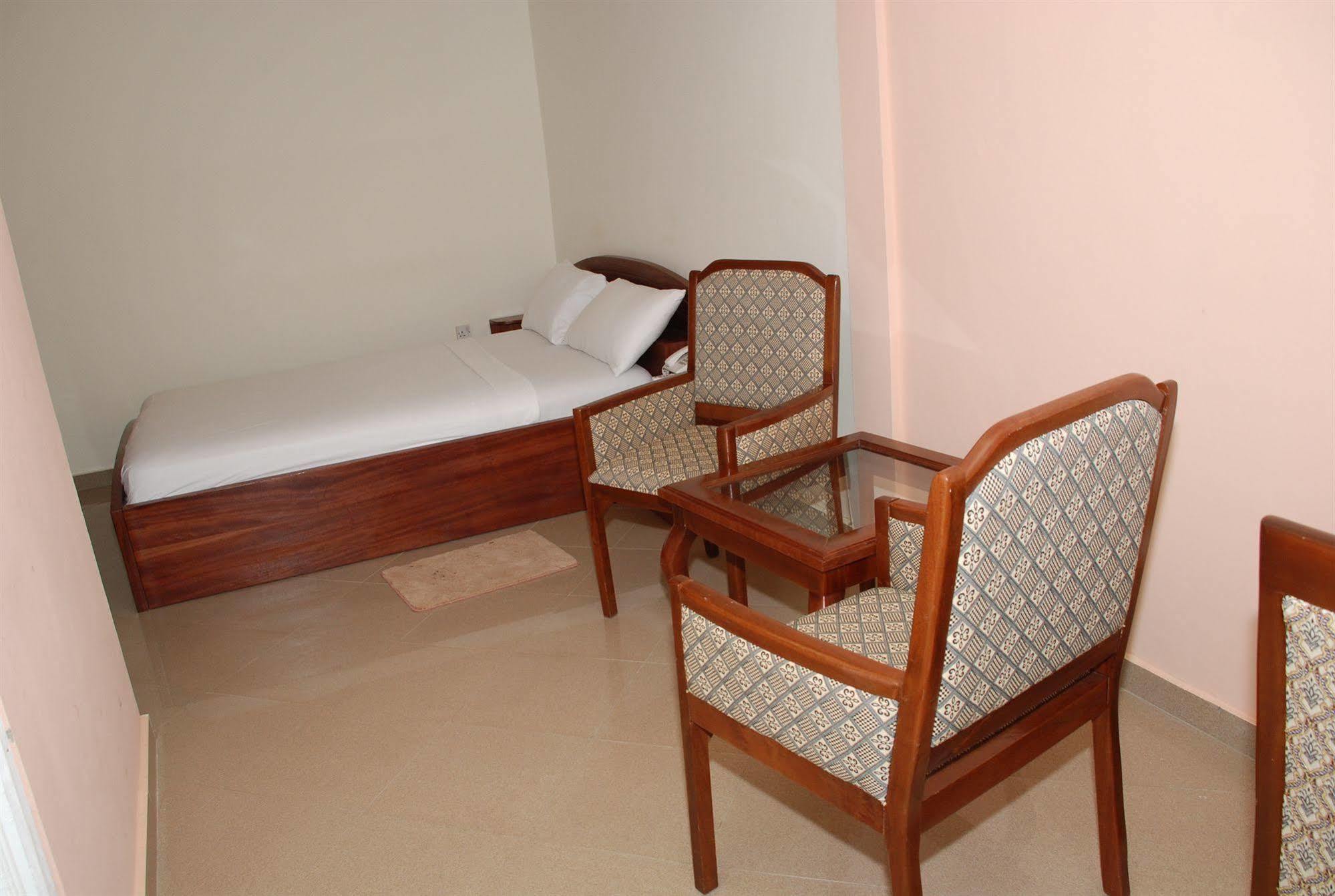 Hotel Obama Accra Phòng bức ảnh